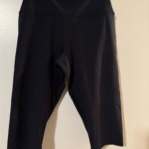Women's Black Athleta Transcend Rib Crop